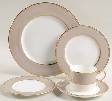 Parchment 5 Piece Place Setting