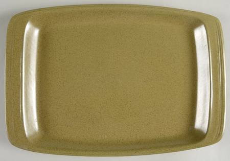 Painted Sands Moss Green 14" Oval Serving Platter