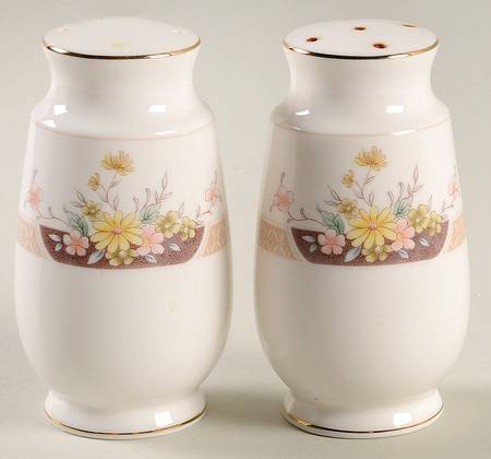 Park View Salt & Pepper Set