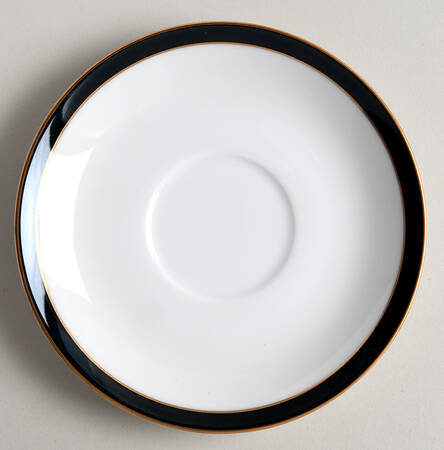 Pearl Black Saucer
