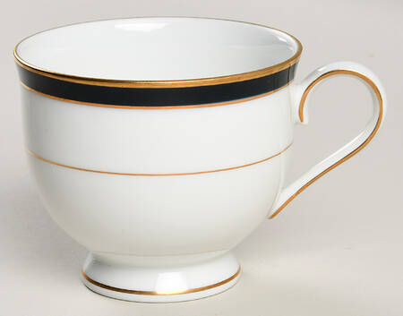 Pearl Black Footed Cup