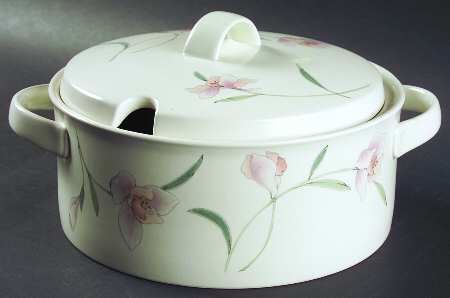 Peach Blooms Tureen &  Lid