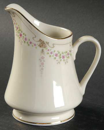 Petit Fleur Creamer