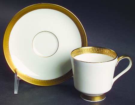 Pembroke Footed Demitasse Cup & Saucer Set