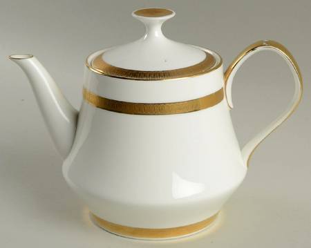 Pembroke Teapot & Lid