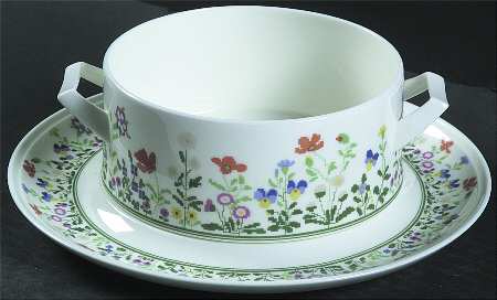 Petit Point Gravy Boat & Underplate