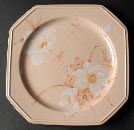 Petal Puff 12" Chop Plate (Round Platter)