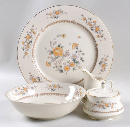 Peony Rose 5 Piece Hostess Set