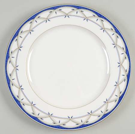 Peach Royale Service Plate (Charger)