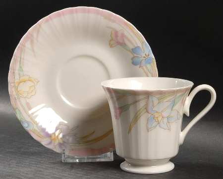 Pink Melody Footed Cup & Saucer Set