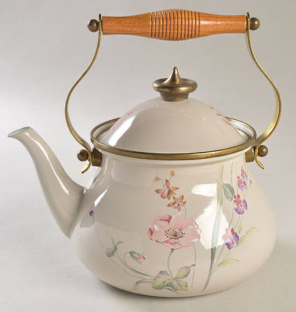 Pink Poppy Metal Kettle & Lid