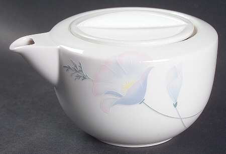 Pizzazz Creamer & Lid