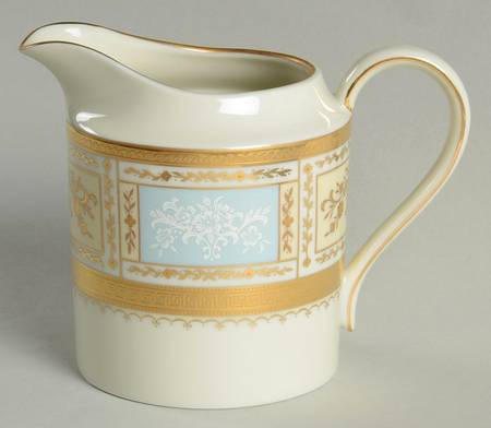 Pompadour Blue (Gold & White Flrs) Creamer