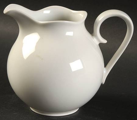 Porcelain White Creamer