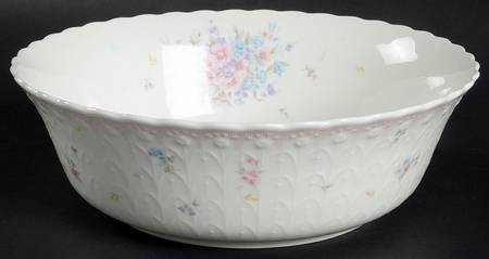 Precious 9" Round Vegetable Bowl