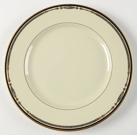 Prescott 12" Chop Plate (Round Platter)