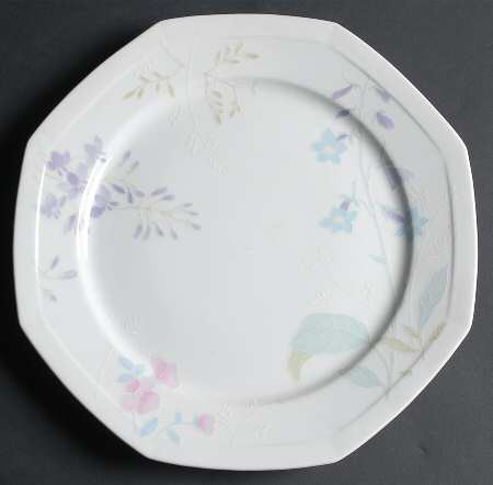 Primavera 11" Chop Plate (Round Platter) by Mikasa