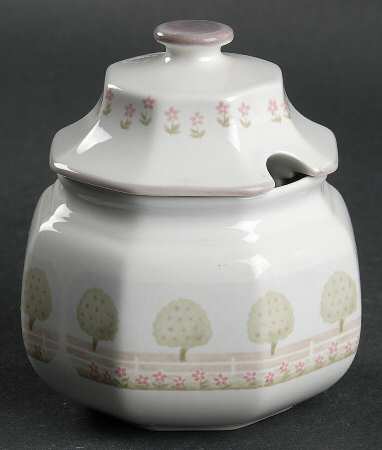 Promenade Sugar Bowl & Lid
