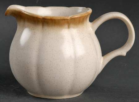 Provincial Creamer