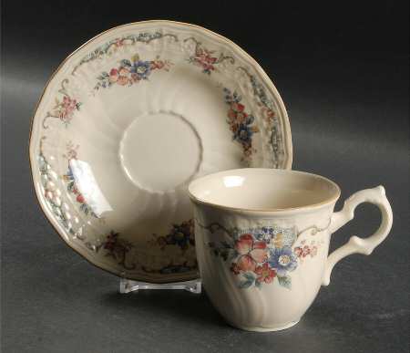 Provencal Flat Cup & Saucer Set