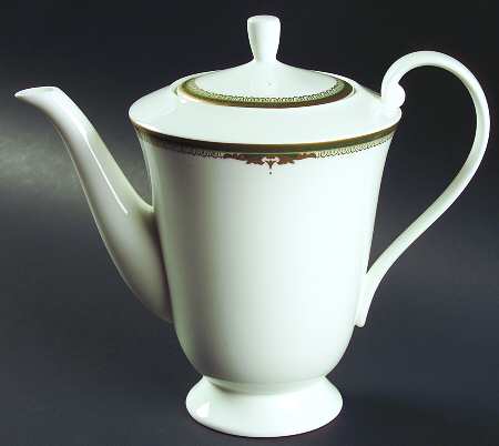 Queen's Court Coffee Pot & Lid