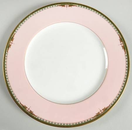 Queen's Court 12" Chop Plate (Round Platter)