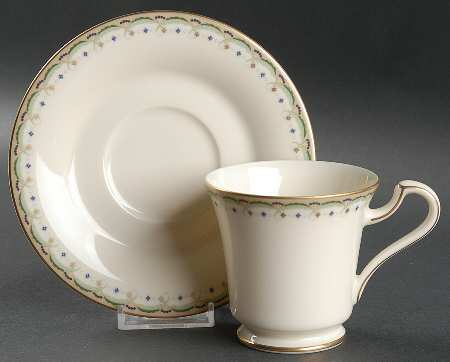 Radcliffe Footed Cup & Saucer Set