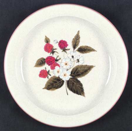 Raspberry Hill Dinner Plate
