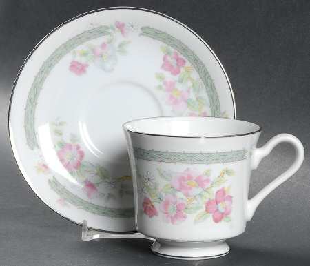 Rambling Rose Footed Cup & Saucer Set