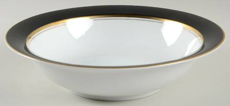 Raven Black 9" Round Vegetable Bowl