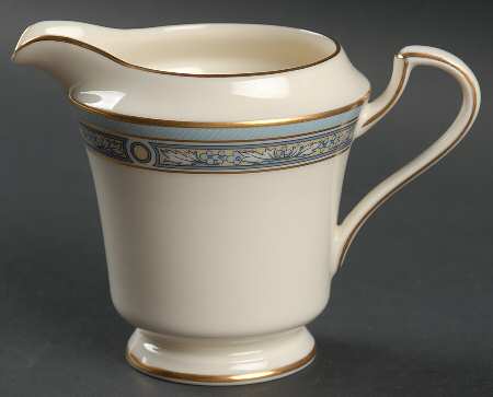 Regal Estate Creamer