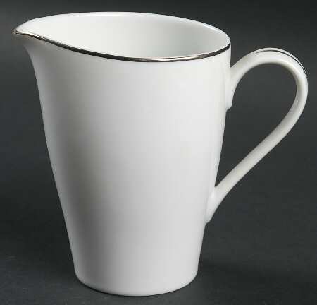 Regal Creamer