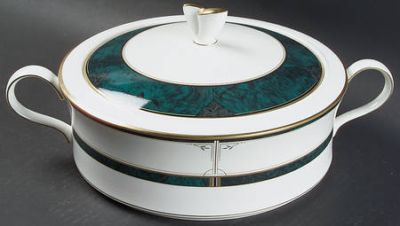 Regalaire 2 Qt Round Covered Casserole