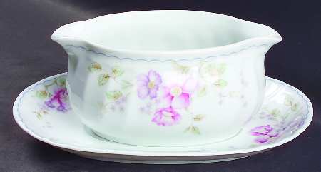 Renee Gravy Boat & Underplate