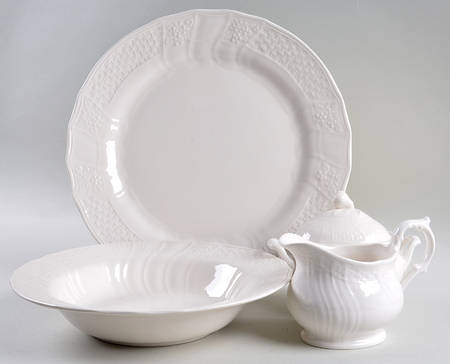 Renaissance White 5 Piece Hostess Set