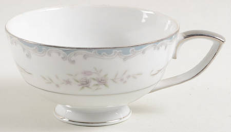 Rhoda Footed Cup