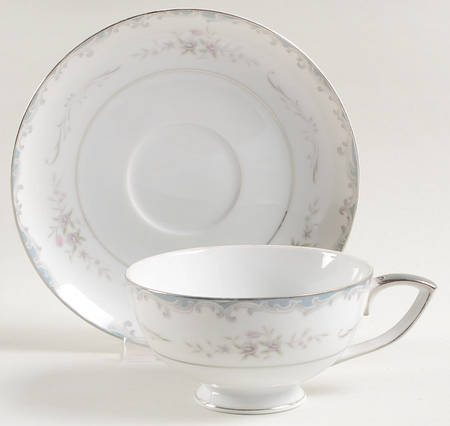 Rhoda Footed Cup & Saucer Set