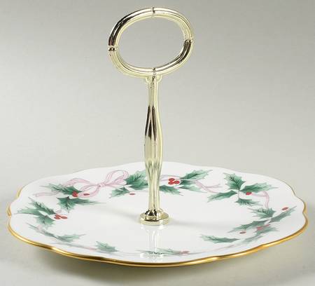 Ribbon Holly Round Serving Plate with Handle (SP)