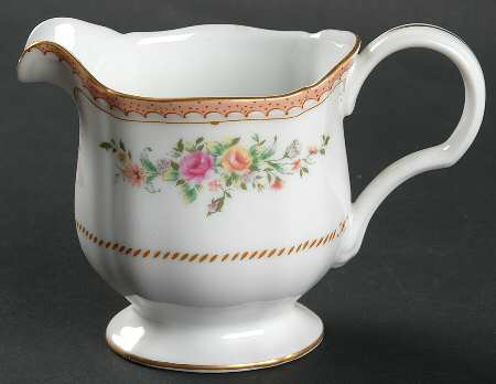Ribbon Pink Creamer