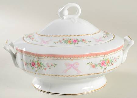 Ribbon Pink Oval Covered Vegetable