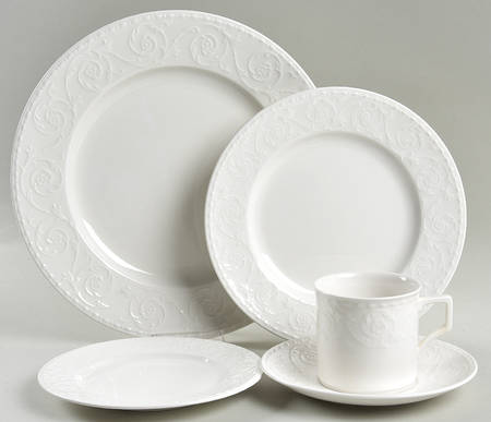 Riviera 5 Piece Place Setting by Mikasa