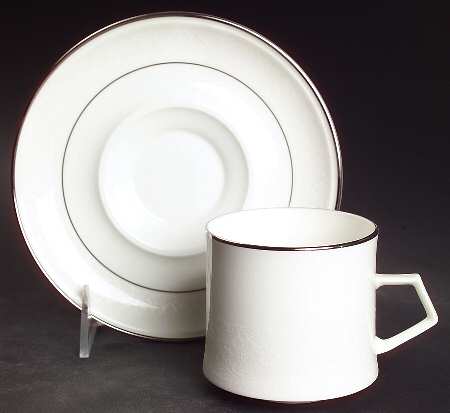 Flat Cup & Saucer Set