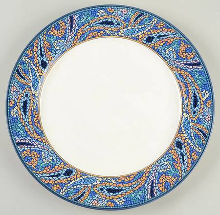 Roman Court 12" Chop Plate (Round Platter)