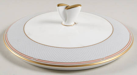 Royal Crest Lid for Round Vegetable