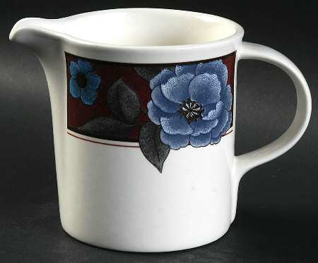 Romantic Fleur Creamer