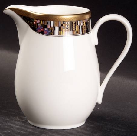 Royal Glimmer Creamer