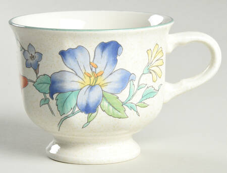 Rose Hips Footed Cup