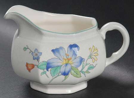 Rose Hips Gravy Boat