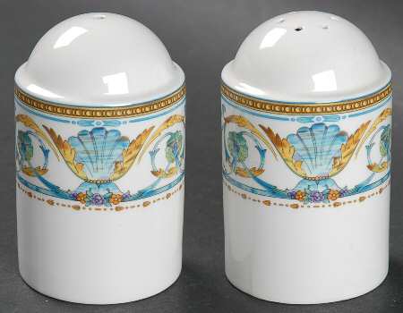 Romanaire Salt & Pepper Set