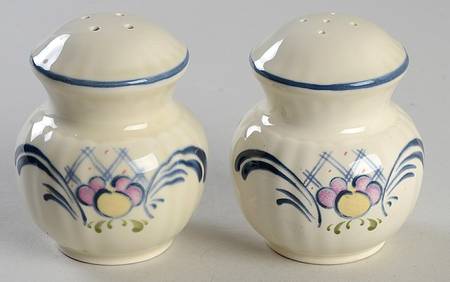 Romance Salt & Pepper Set